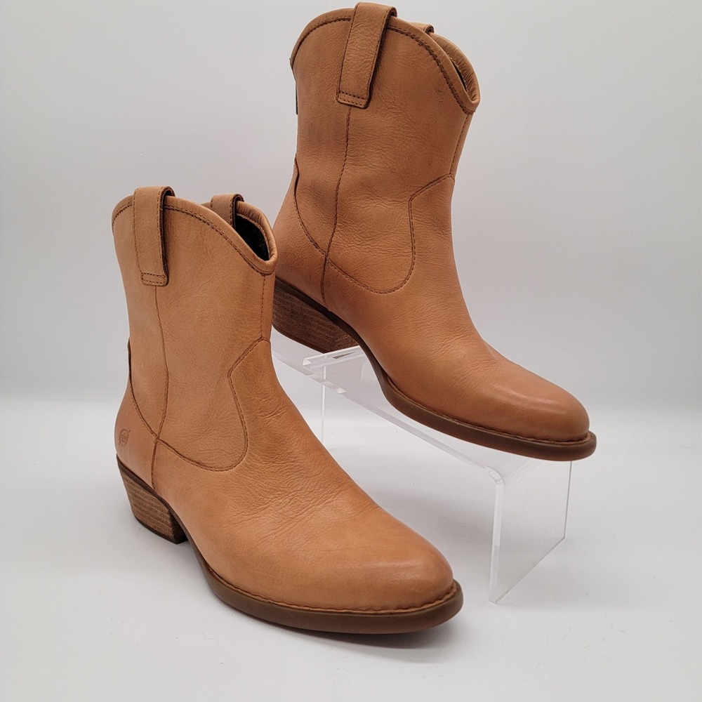 Born Tan Leather Ankle Boots Women's Size 8M Bootie Western Back Zip Up